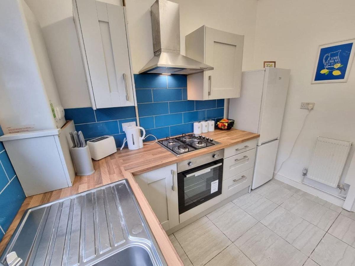 Charming Accommodation Steps From Downtown ليفربول المظهر الخارجي الصورة